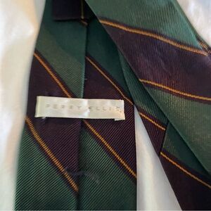 Perry Ellis men’s necktie handmade 3” wide  100% silk from Switzerland striped